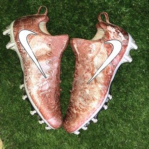 Football cleats